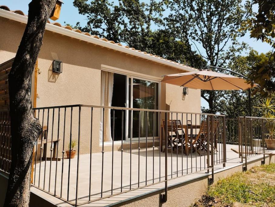 Charmante Maison Avec Jardin Aux Portes Des Gorges De L'Ardeche Saint-Julien-de-Peyrolas Екстериор снимка